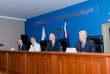Сергей Грачев: «Между Законодательным Собранием и областной прокуратурой налажено конструктивное сотрудничество»